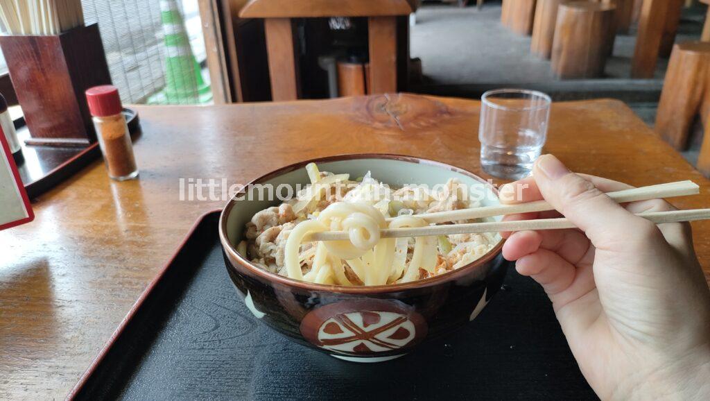 下山メシ：三峰口駅前福島屋さんで肉うどん