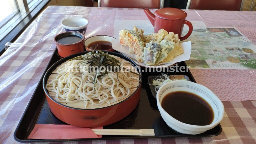 昔ながらの石臼挽きそば・地粉うどん！うどん・そば　みやま