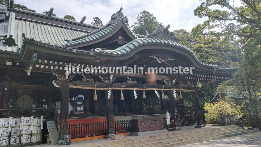 筑波山神社の拝殿にお参り
