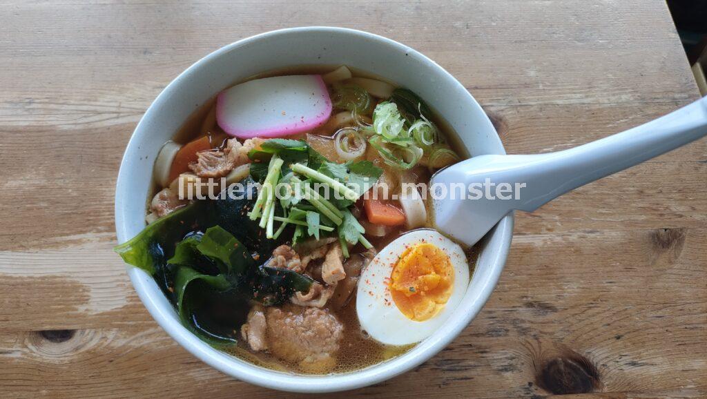 御幸ヶ原で筑波山名物「つくばうどん」を食す