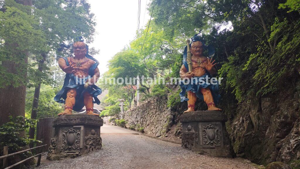 日本一の鉄わらじ！子ノ権現天龍寺