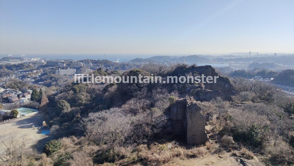 岩好きには堪らない！鷹取山(193m）からの絶景