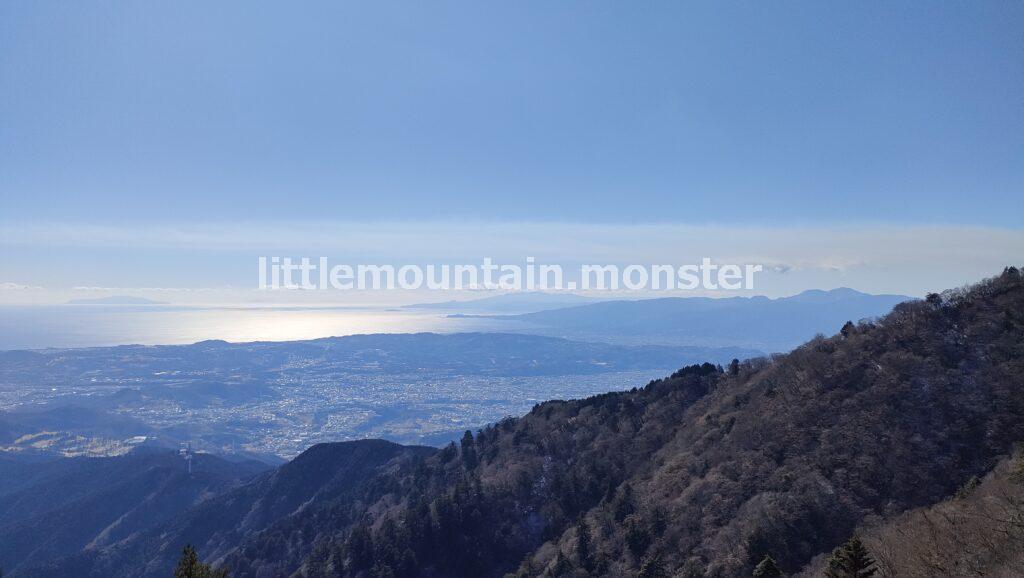 見晴台を目指して、大山を下山していくよ
