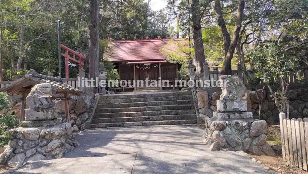 >越生神社には、子ノ権現もあった